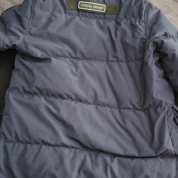 Canada goose black label - Picture 2 of 6